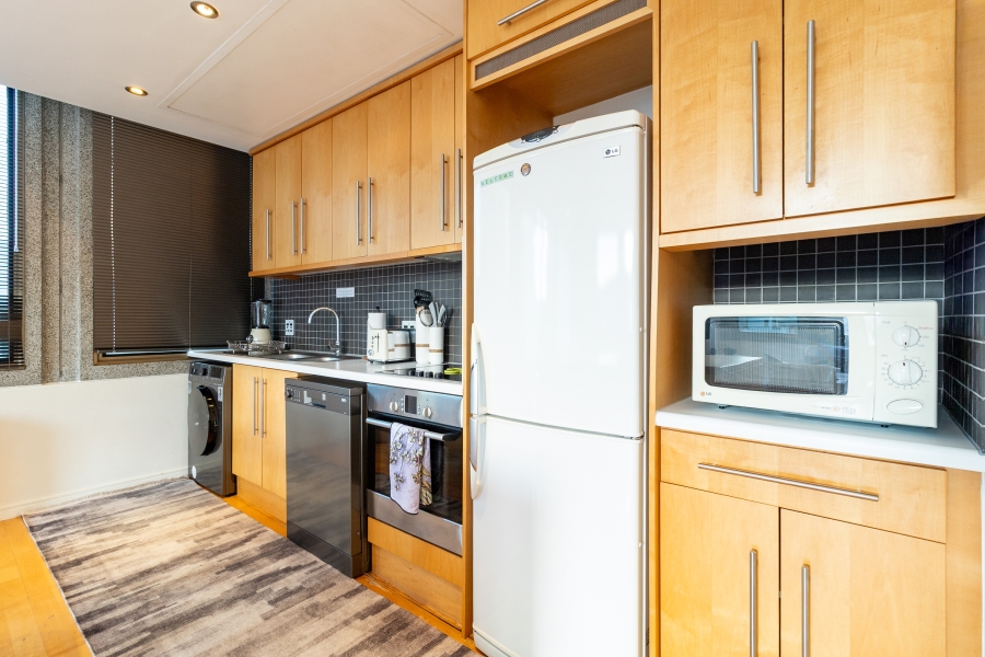 1 Bedroom Property for Sale in Cape Town City Centre Western Cape
